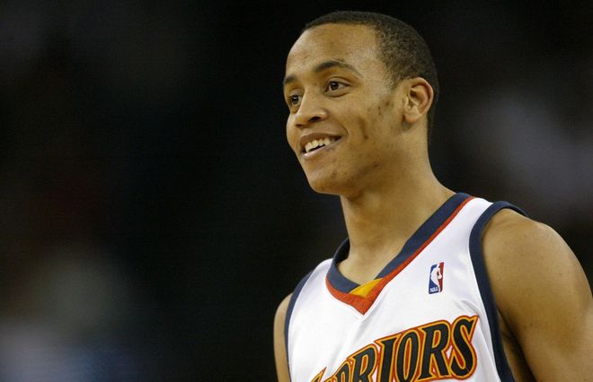 他在更衣室 他在更衣室